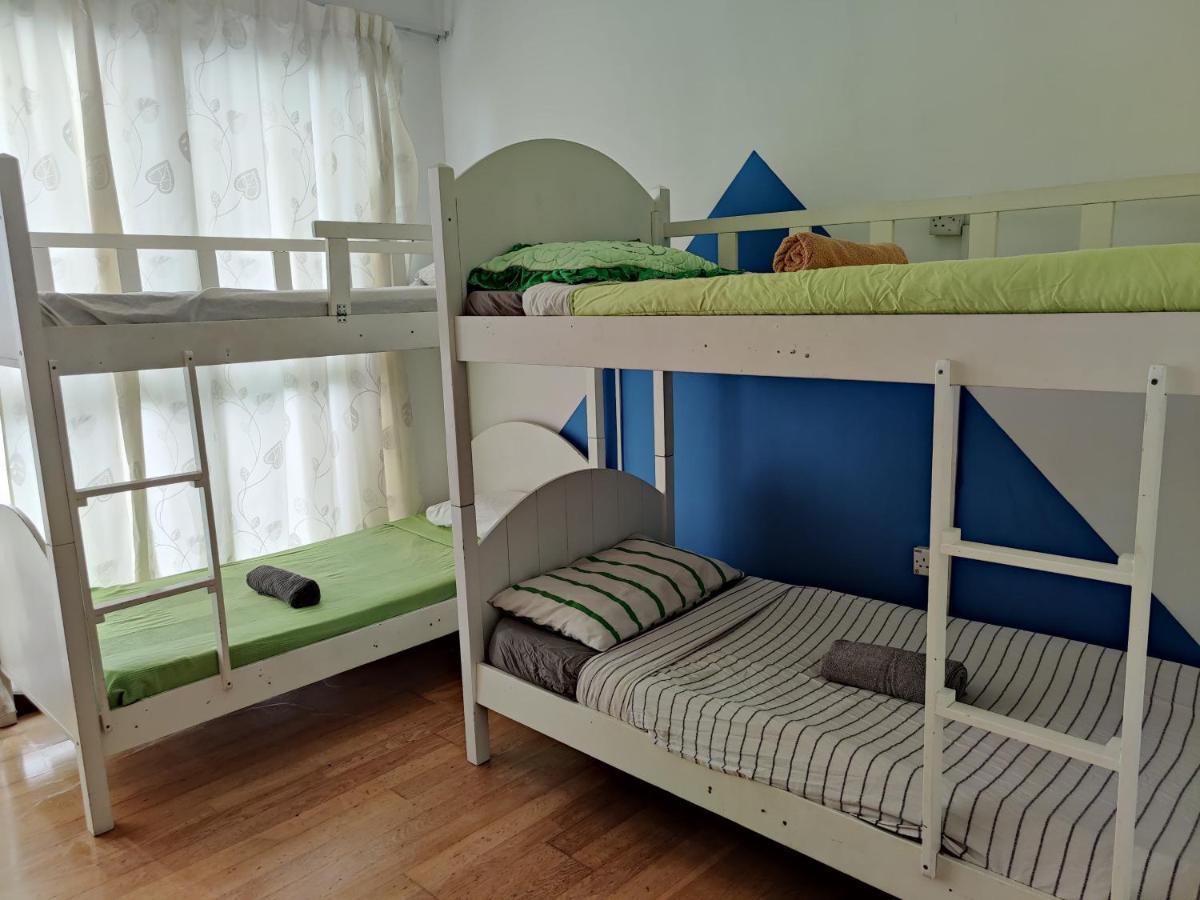 Starsbed Klcc Skyview Roof Pool Hostel Kuala Lumpur Kültér fotó